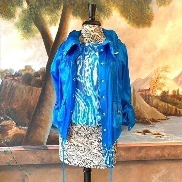 ✨💙Blue Satin Cache Bomber Jacket✨XS✨NWOT✨ - Picture 7 of 8
